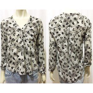 ASTR XS Gray and Black High Low Leopard Print Top